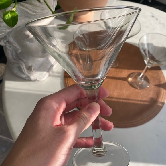 Set of 4 Martini Glasses - Picture 3 of 3